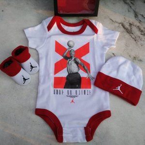 Nike Air Jordan Infant Baby Set Booties Hat Suit